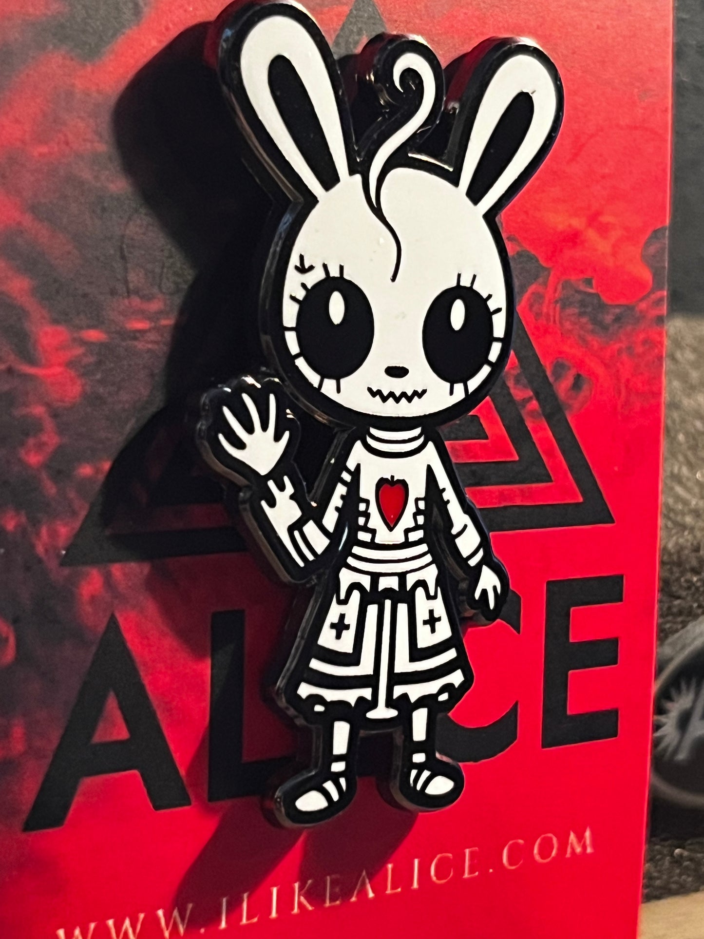 🖤 AL1CE x NYX Limited Edition Hard Enamel Pin (Only 100 Made)